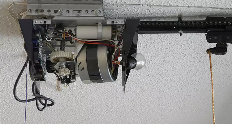 Emergency Garage Door Opener Repair in Ferry Pass, FL