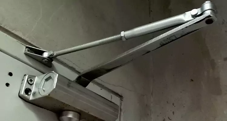 Door Closer Parallel Arm Installation in Ferry Pass, FL