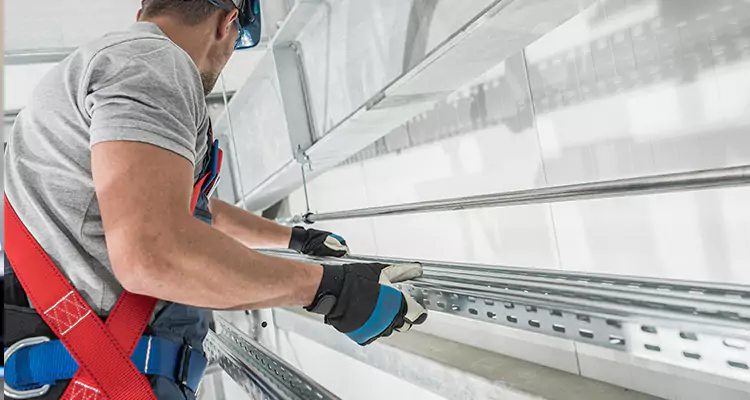 Glass Balcony Railing Replacement in Ferry Pass, FL